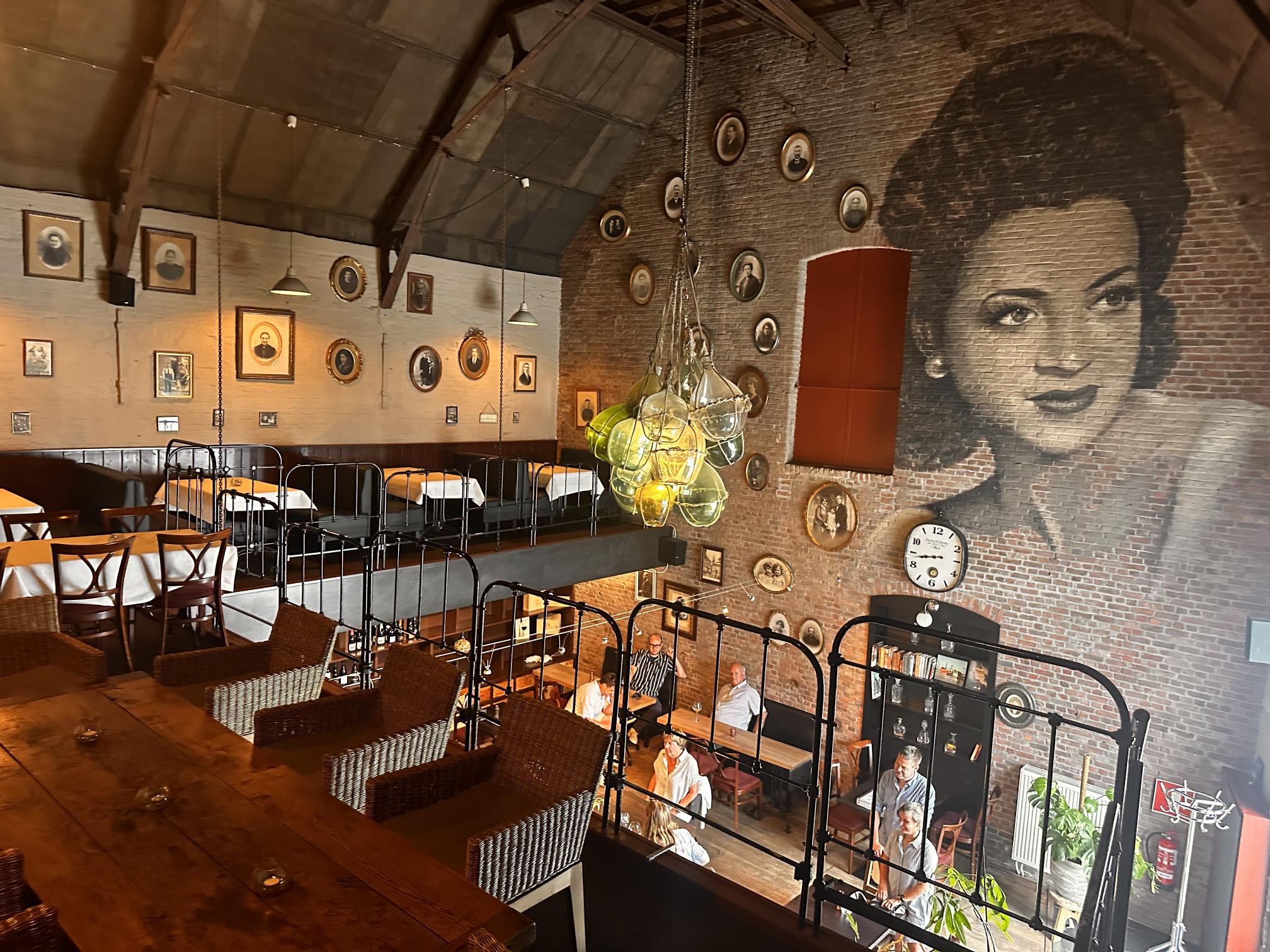 https://markantnet.be/uploads/markante-zaken/lieven-dumon-wijn-en-tapasbar-markante-zaken-photo-2_1755956176.jpg