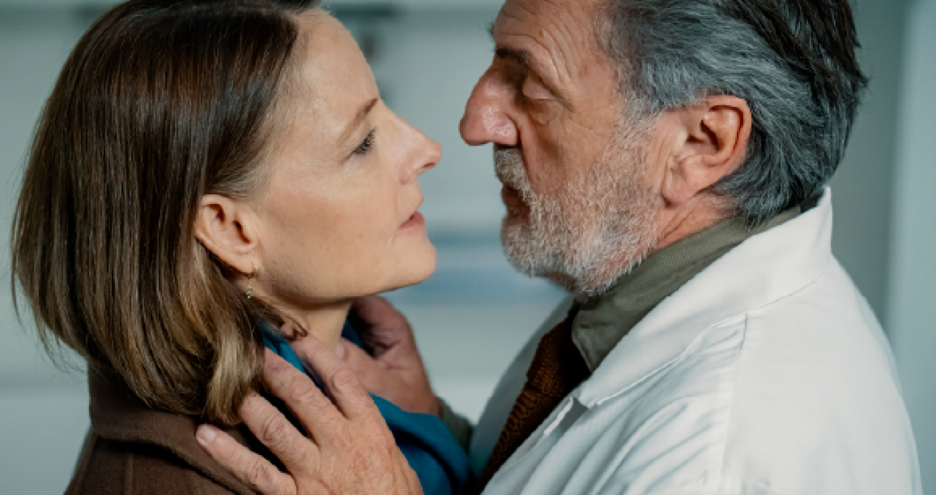 Markant nieuwe december 2025 deel 2 Jodie Foster Vie Privée vrouwenrechten feminisme Charlène Favier Albina Korzh Maryna Koshkina over