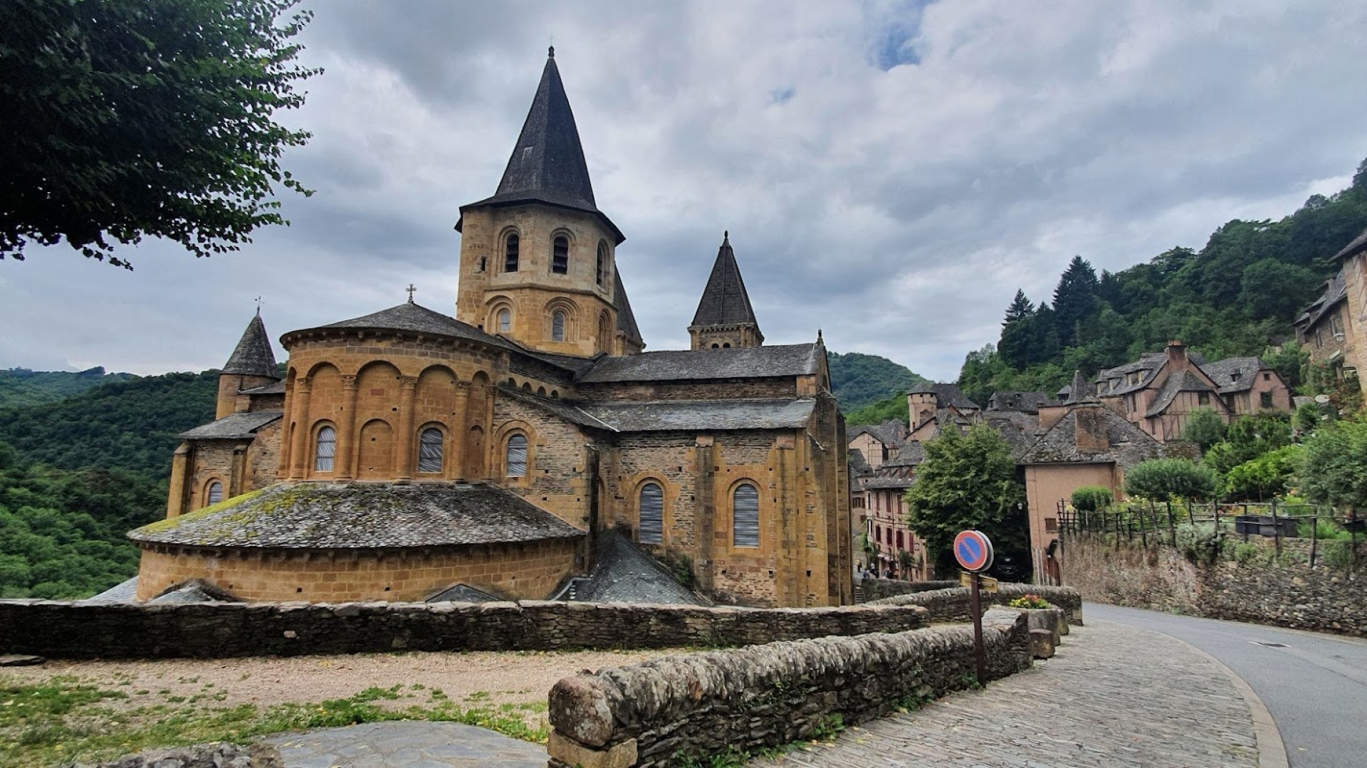 De Via Podiensis van Le Puy-en-Velay naar Conques - Juni 2025 - Markante reizen
