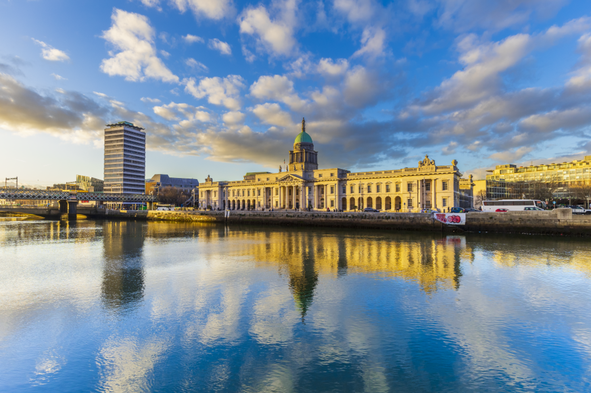 Custom House Dublin City np 2 X3 A7977 tif TI72 T01