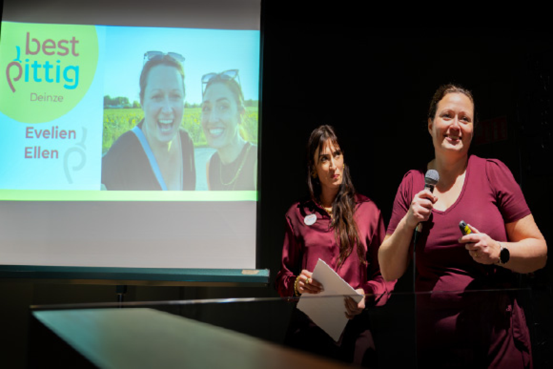 Evelien en Sofie Best Pittig Deinze trekkers